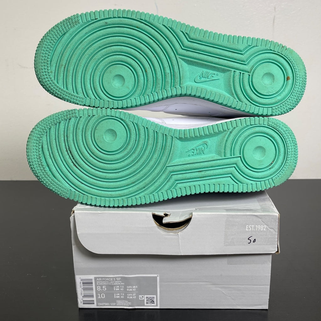 Nike Air Force 1 Low '07 White Light Menta 8.5 (Moderately Worn Pre-Owned)NikeWhite/Light Menta/White - Image 5
