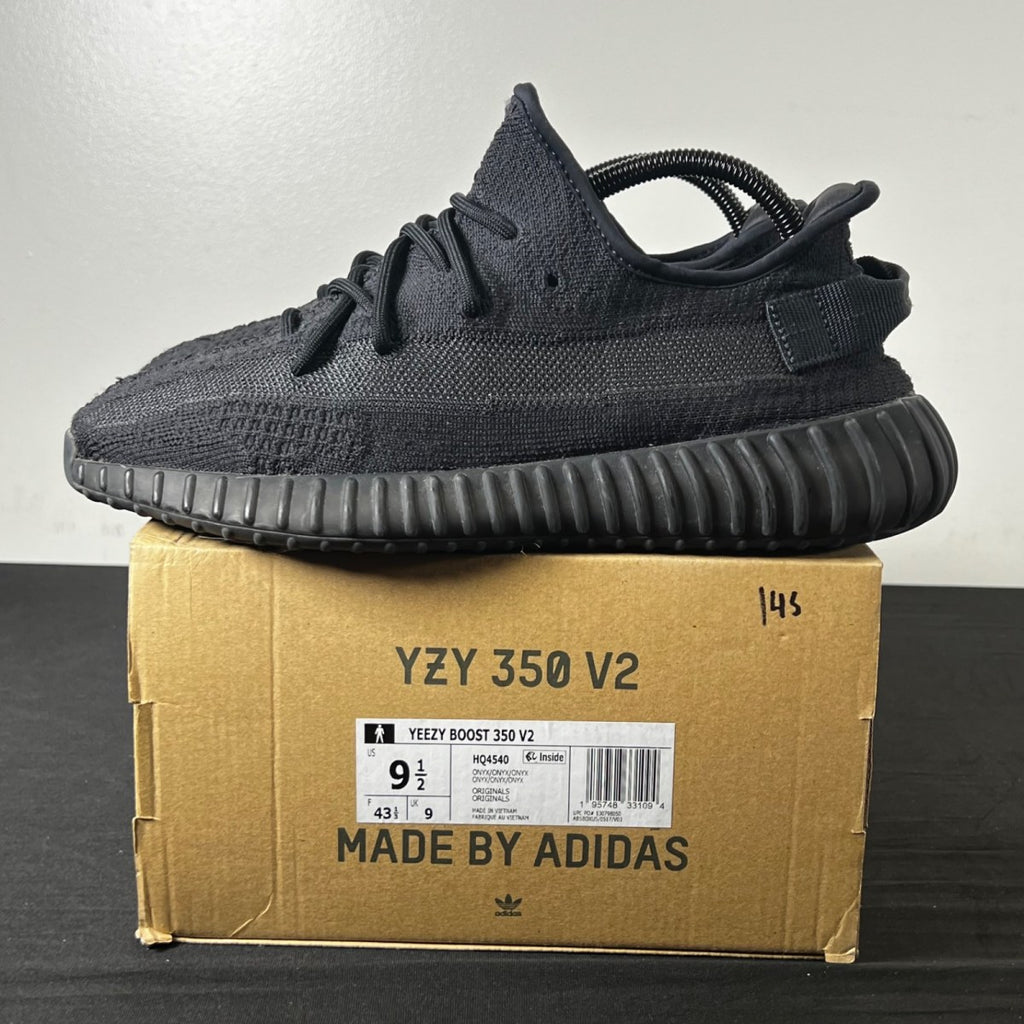 adidas Yeezy Boost 350 V2 Onyx 9.5 (Moderately Worn Pre-Owned)adidasOnyx/Onyx/Onyx - Image 3