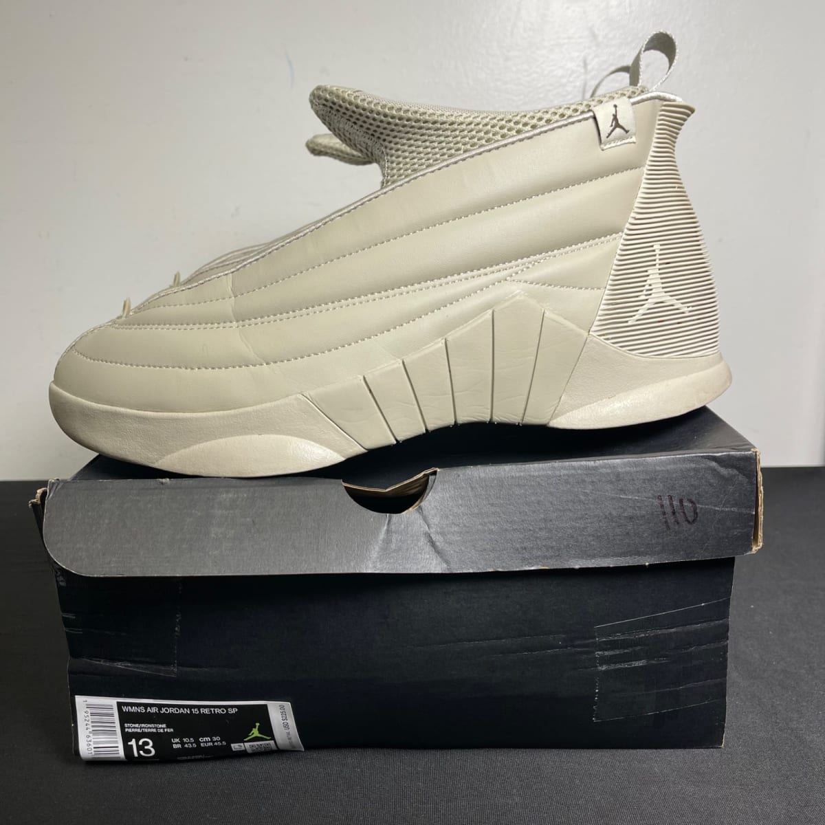 Jordan 15 Retro Billie Eilish (Women's) (Size 13W) - aux