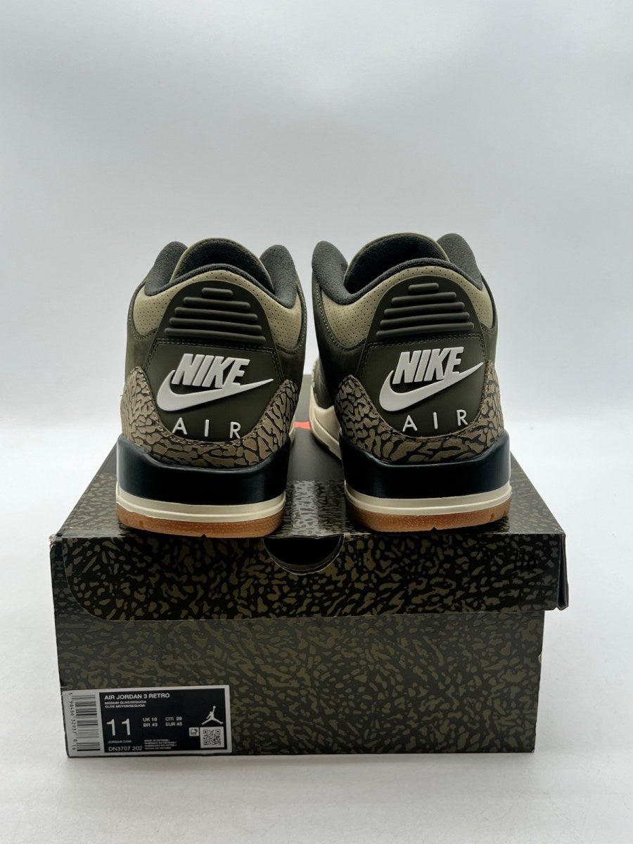 Jordan 3 Retro Family Affair 11 (Lightly Worn Pre-Owned)JordanMedium Olive/Sequoia/Neutral Olive/Sail/Total Crimson - Image 3