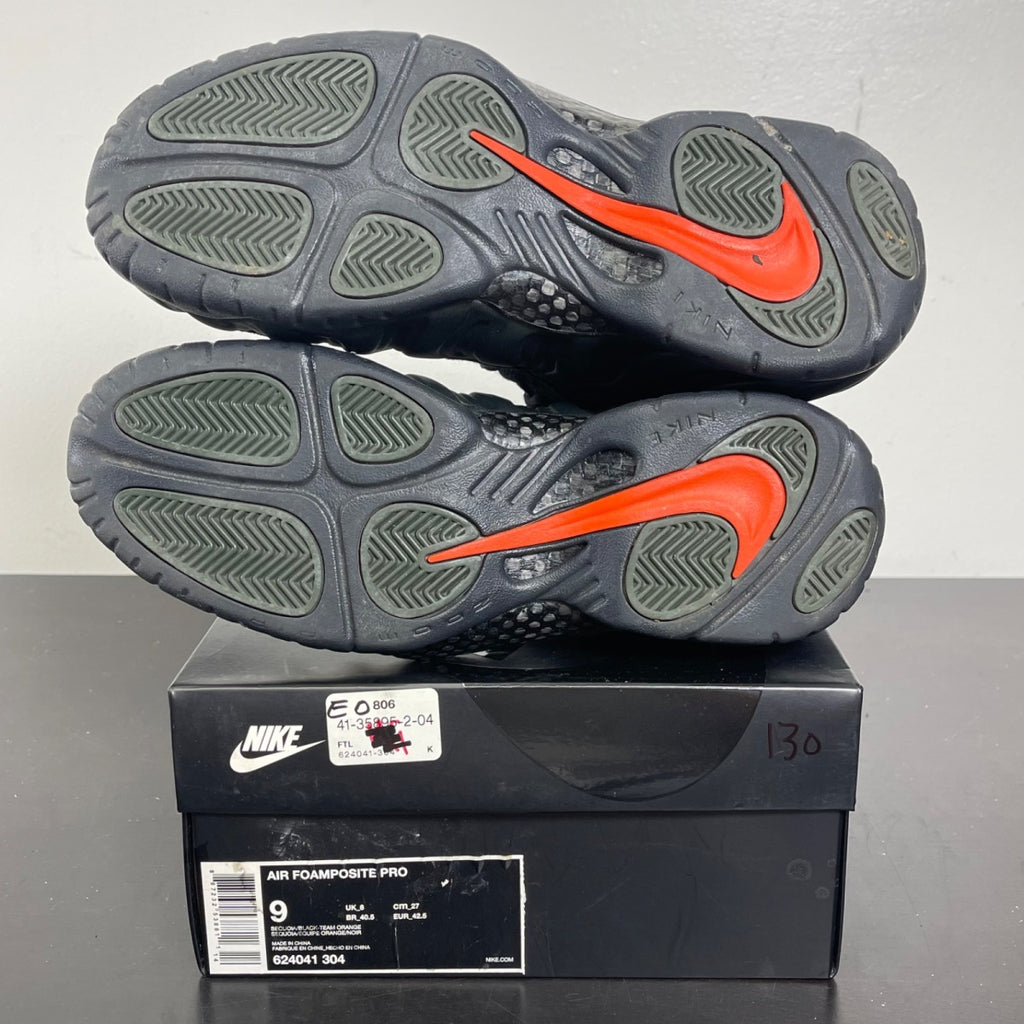 Nike Air Foamposite Pro Sequoia 9 (Moderately Worn Pre-Owned)NikeSequoia/Black-Team Orange - Image 5