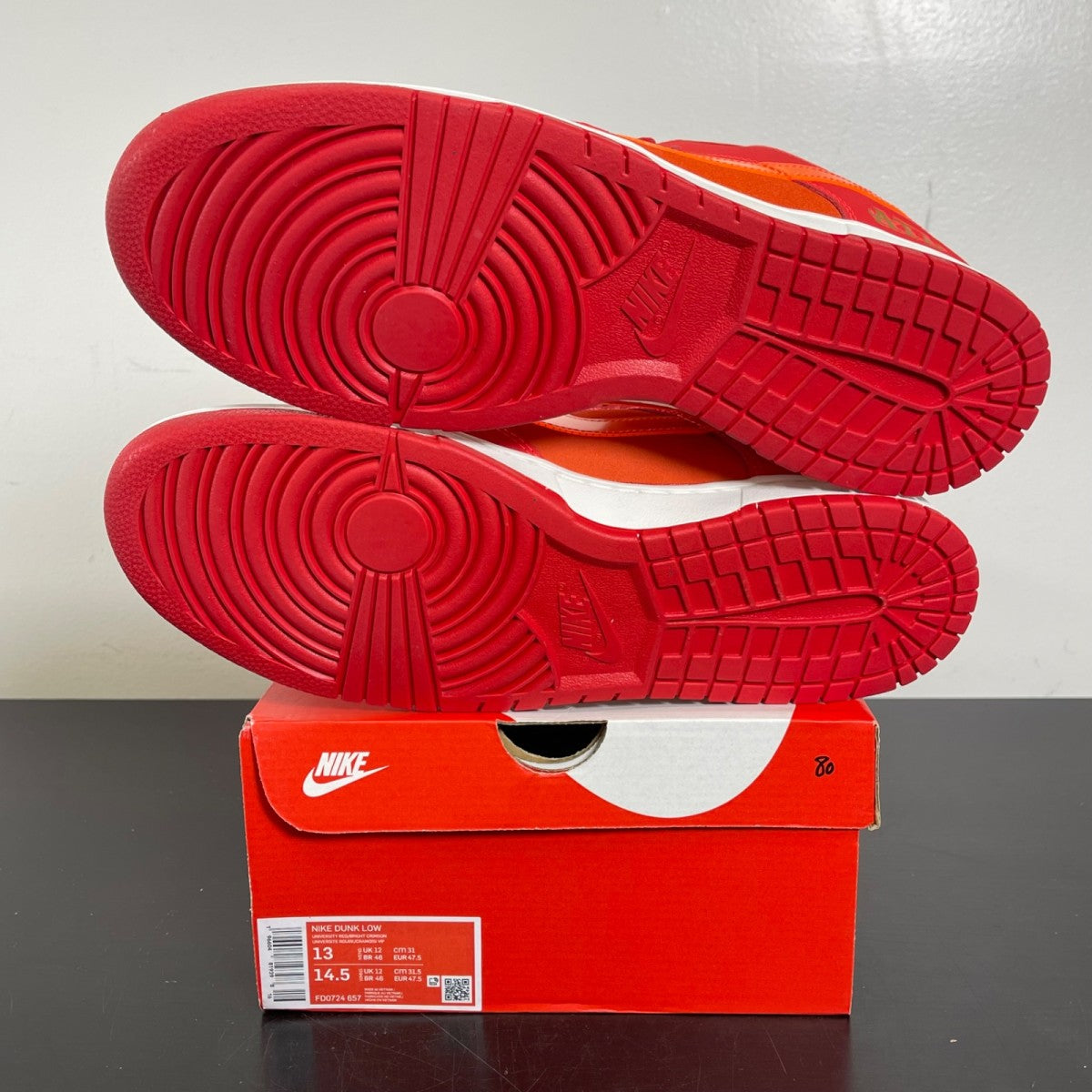 Nike Dunk Low ATL 13 (Moderately Worn Pre-Owned)NikeUniversity Red/Bright Crimson - Image 5