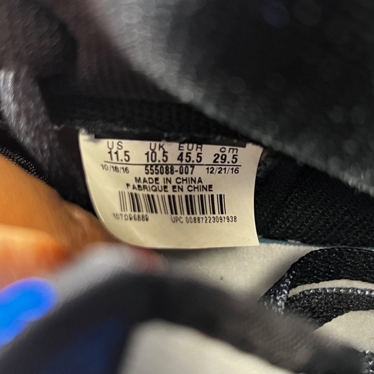Jordan 1 Retro Royal (2017) 11.5 (Lightly Worn Pre-Owned)JordanBlack/Varsity Royal-White - Image 7