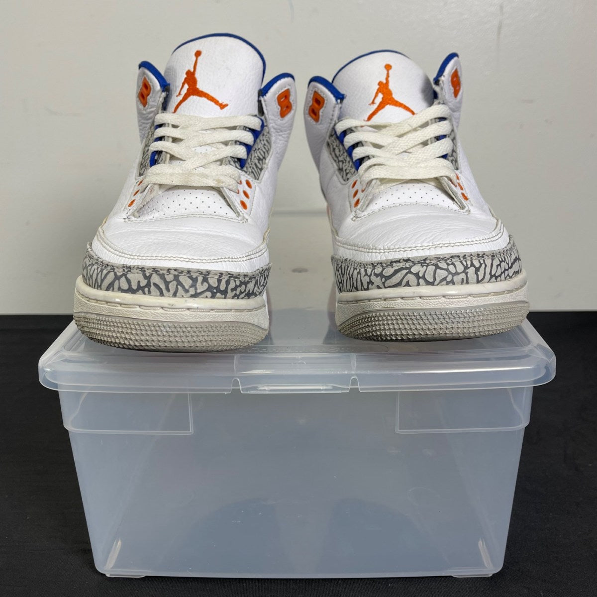 Jordan 3 Retro Knicks 8 (Moderately Worn Pre-Owned)JordanWhite/Old Royal-University Orange-Tech Grey - Image 2