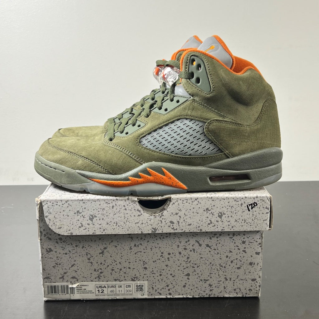 Jordan 5 Retro Olive (2024) 12 (Moderately Worn Pre-Owned)JordanArmy Olive/Solar Orange - Image 3