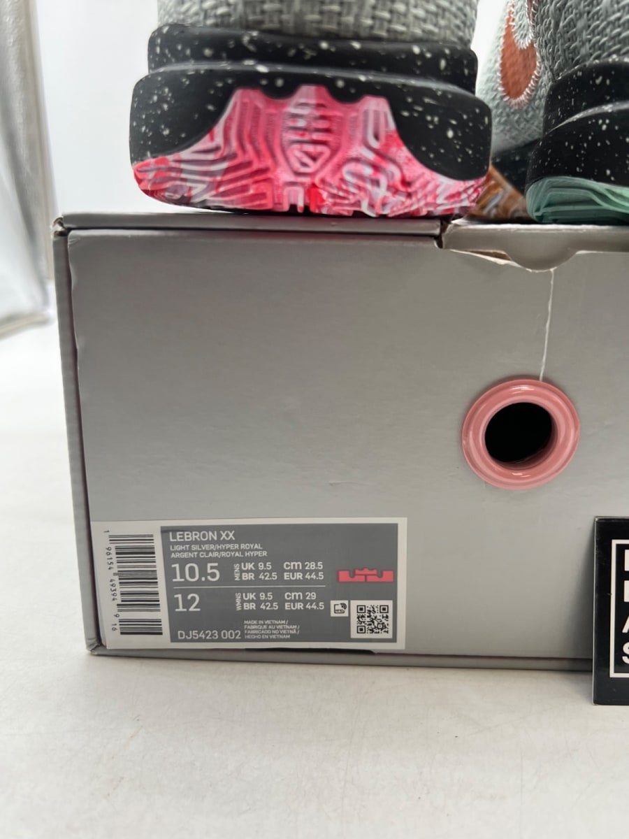 Nike LeBron 20 Nike Lifer 10.5 (Lightly Worn Pre-Owned) - Image 6