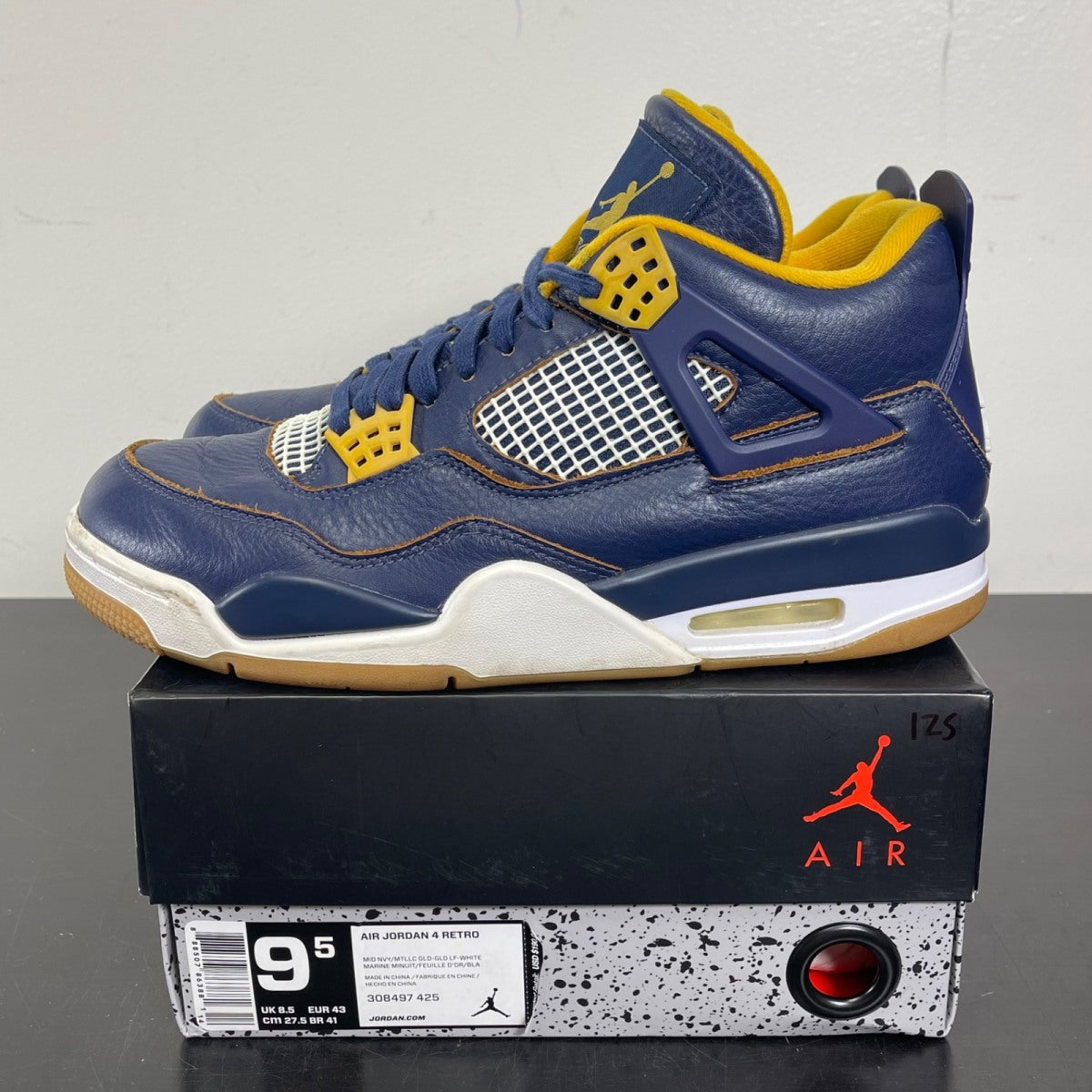 Jordan 4 Retro Dunk From Above 9.5 (Moderately Worn Pre-Owned)JordanMidnight Navy/Metallic Gold-Gold Leaf-White - Image 3