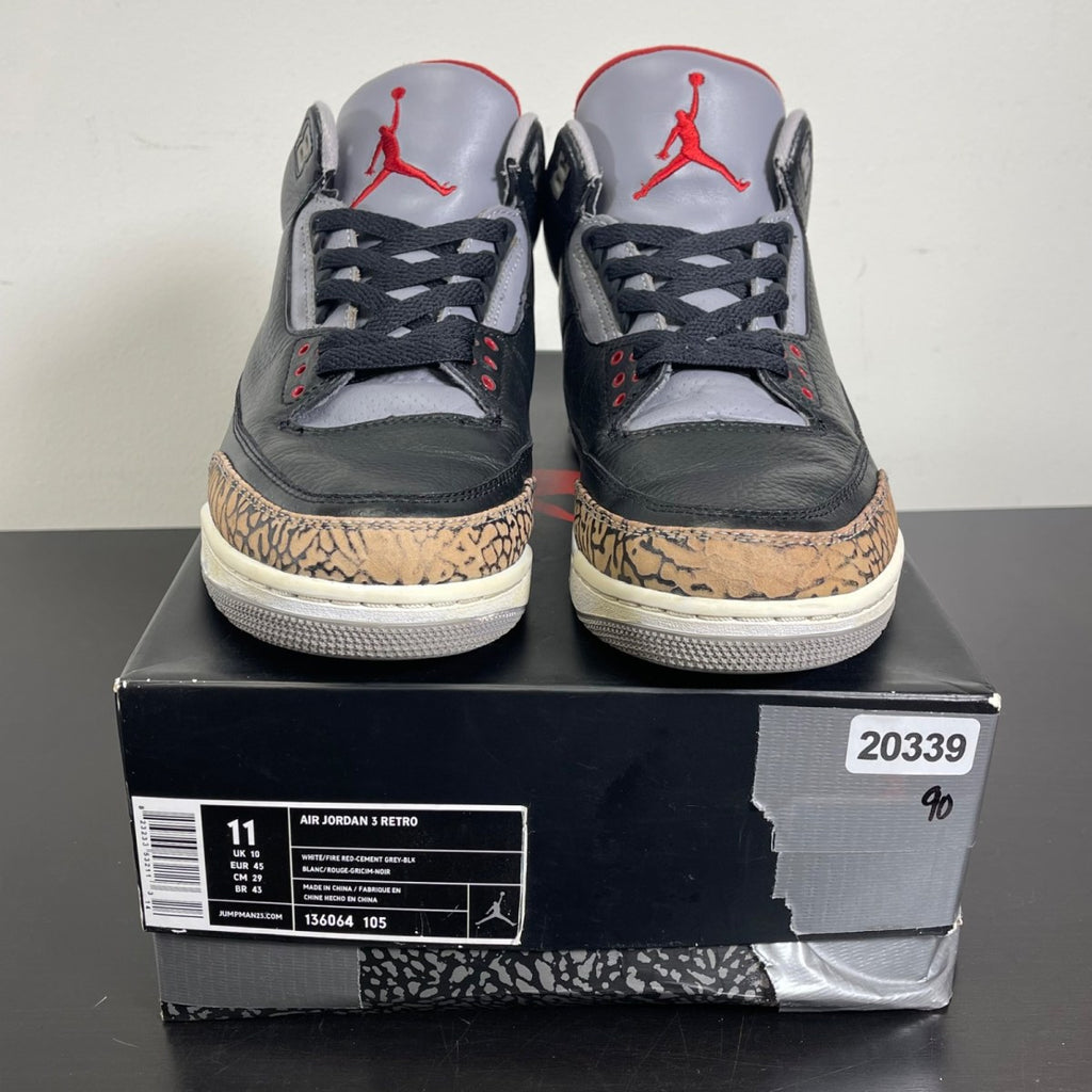 Jordan 3 Retro White Cement (2011) 11 (Moderately Worn Pre-Owned)JordanWhite/Cement Grey-Fire Red - Image 2