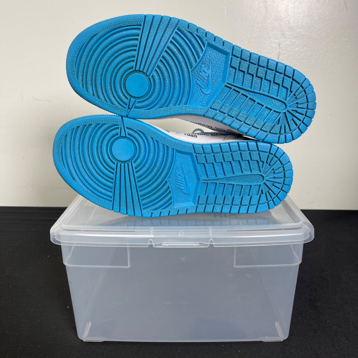 Jordan 1 Retro High Off-White University Blue (Size 4) - Image 5