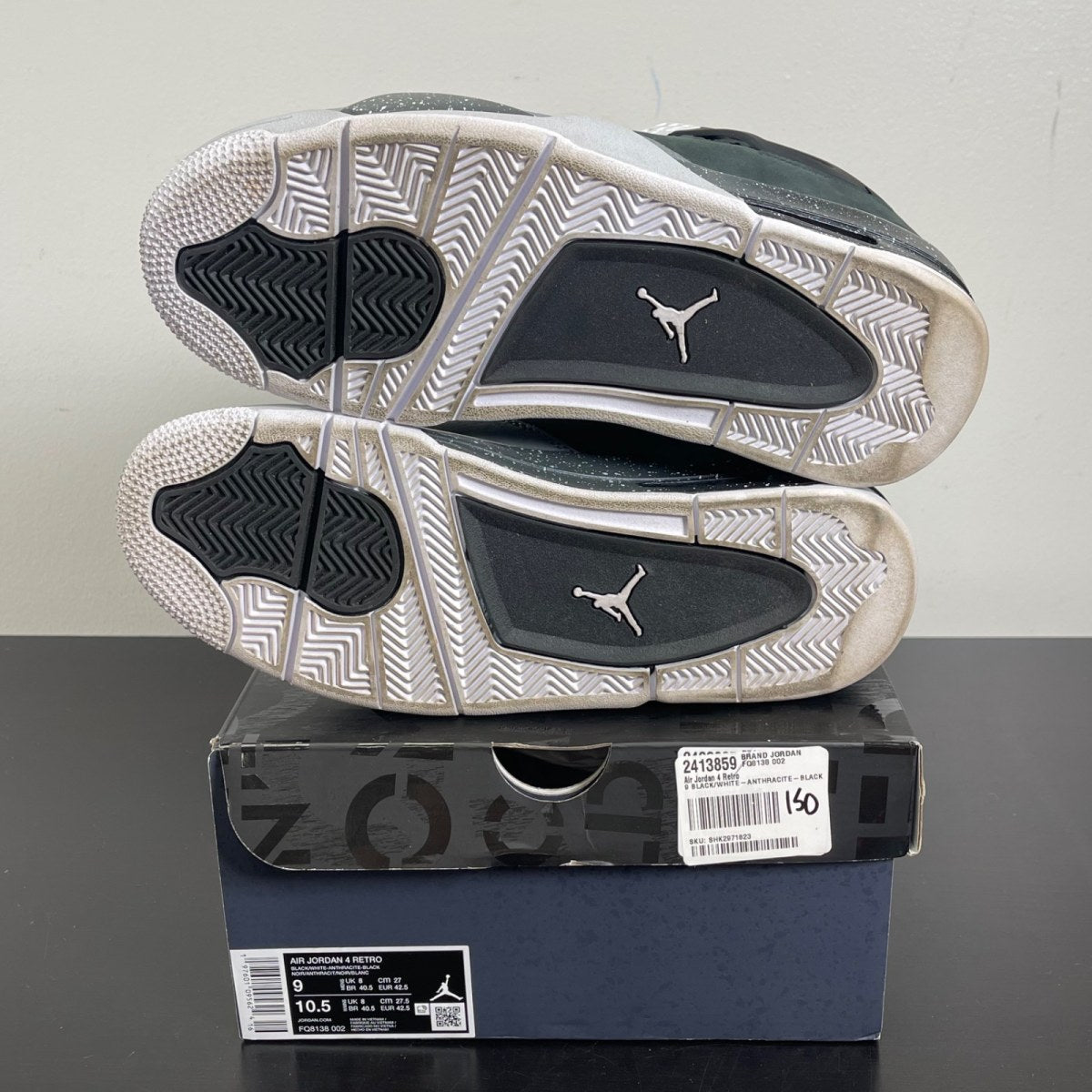 Jordan 4 Retro Fear (2024) 9 (Moderately Worn Pre-Owned)JordanBlack/White/Anthracite/Black/Pure Platinum - Image 5