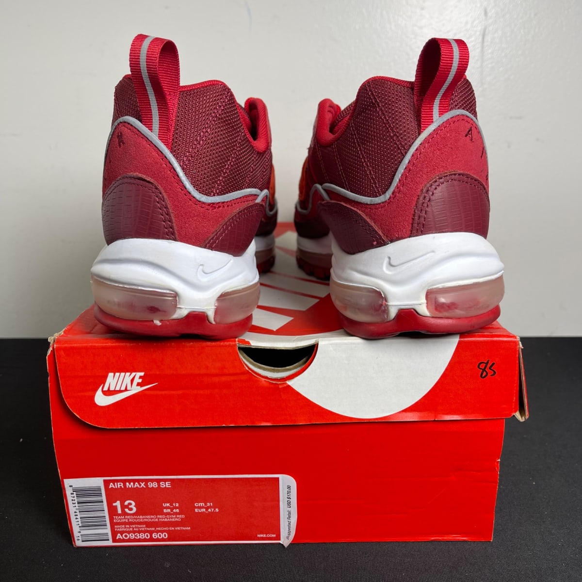 Nike Air Max 98 Triple Red (Size 13) - aux