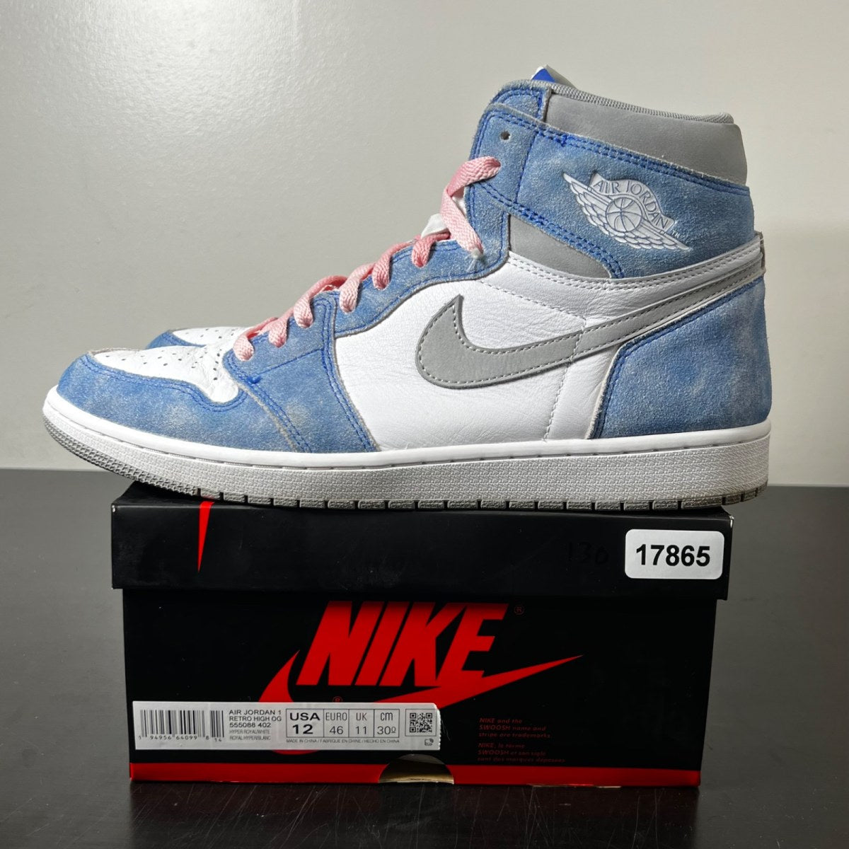 Jordan 1 Retro High OG Hyper Royal 12 (Heavily Worn Pre-Owned)JordanHyper Royal/Light Smoke Grey-White - Image 3