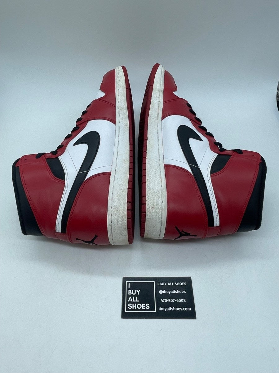Jordan 1 Retro Chicago (2013) 13 (Moderately Worn Pre-Owned) - Image 6