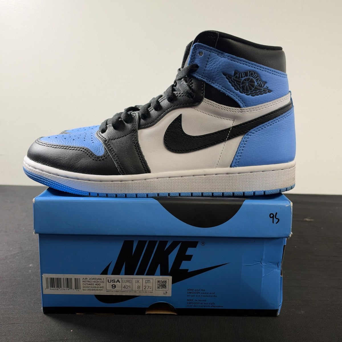 Jordan 1 Retro High OG UNC Toe (Size 9) - Image 3