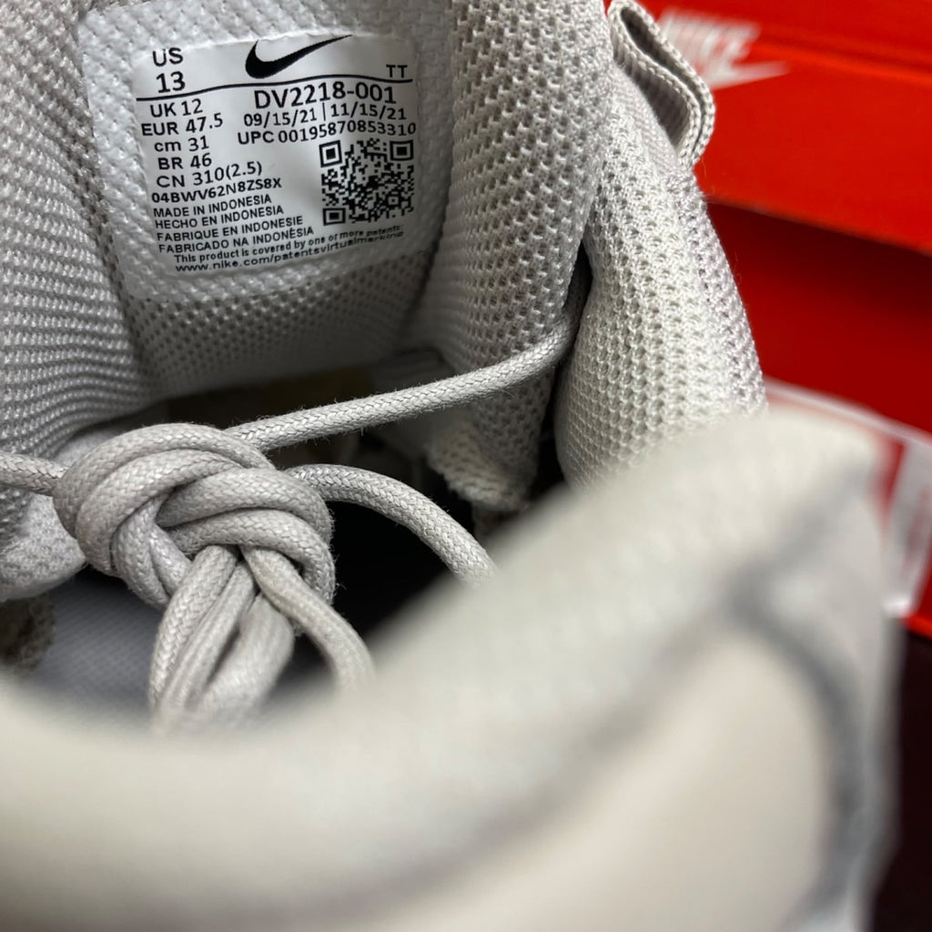 Nike Air Max 95 SE Cobblestone 13 (Moderately Worn Pre-Owned)NikeLight Iron Ore/Cobblestone-Flat Pewter-Sail - Image 6