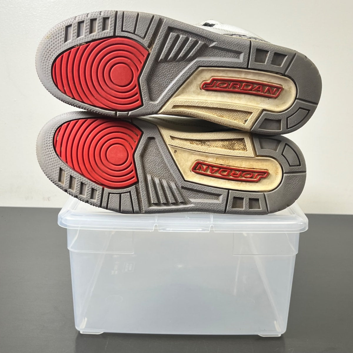 Jordan 3 Retro White Cement Reimagined (GS) 6.5Y (Heavily Worn Pre-Owned)JordanSummit White/Fire Red/Black/Cement Grey - Image 5