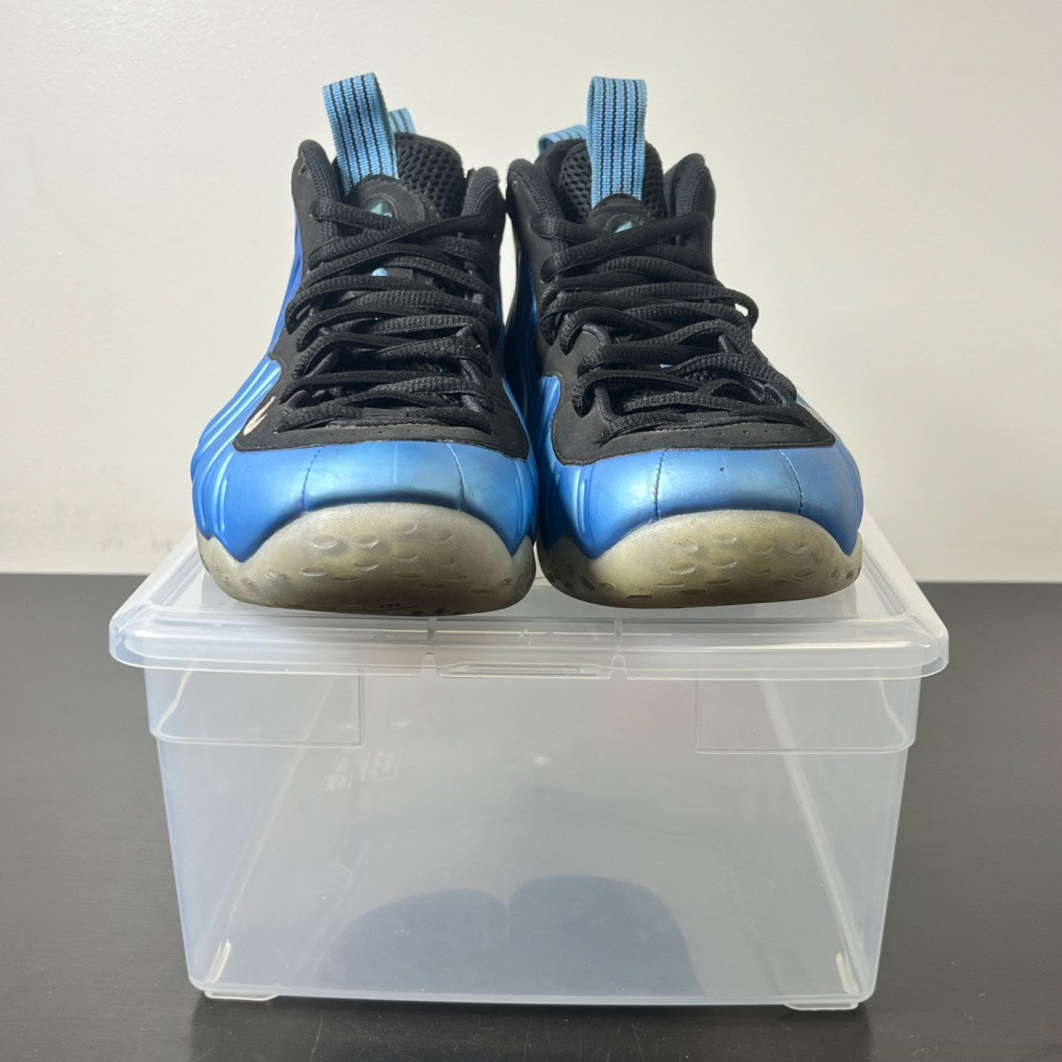 Nike Air Foamposite One University Blue 10.5 (Moderately Worn Pre-Owned)NikeUniversity Blue/White-Black - Image 2