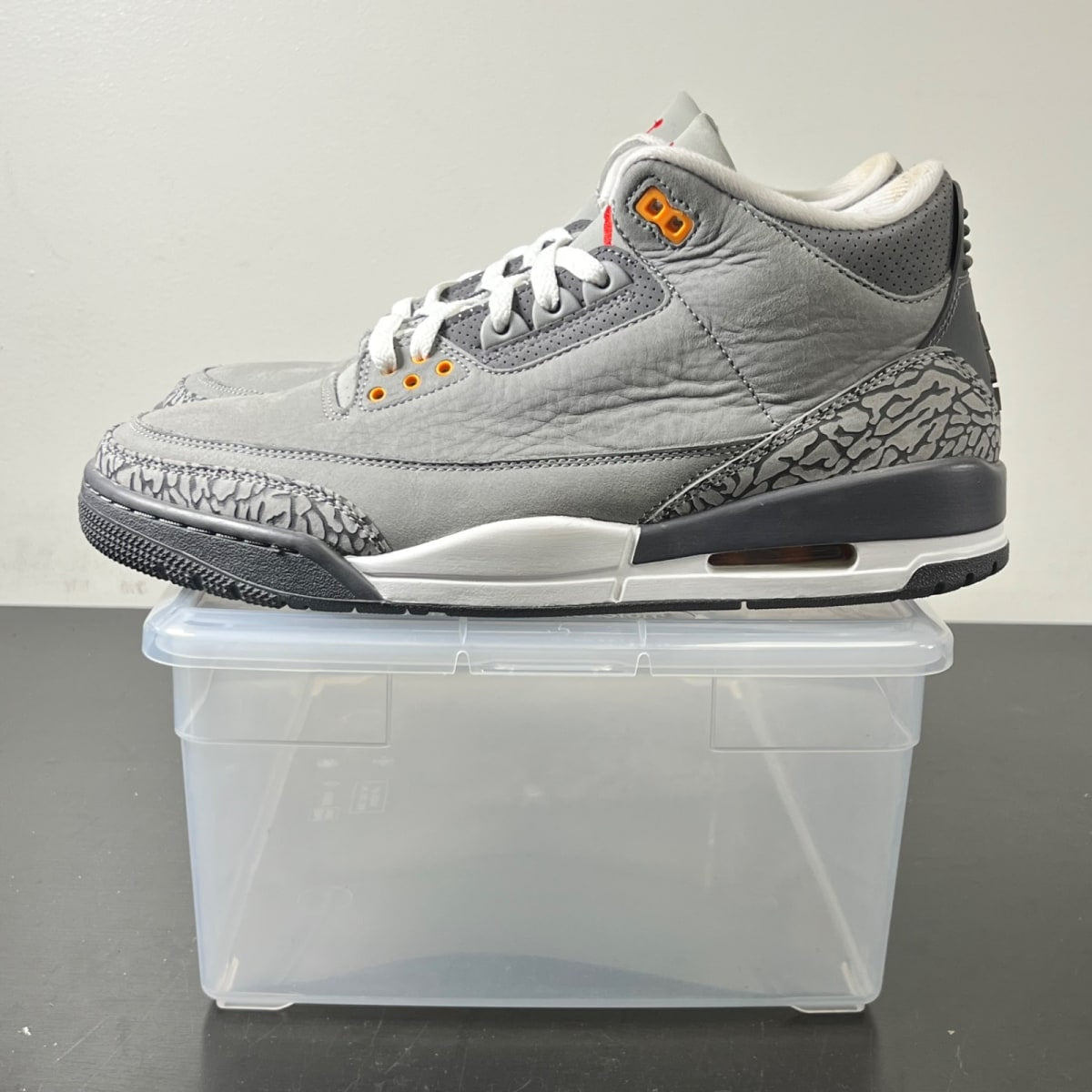 Jordan 3 Retro Cool Grey (2021) 11 (Lightly Worn Pre-Owned)JordanSilver/Light Graphite-Orange Peel-Sport Red - Image 3