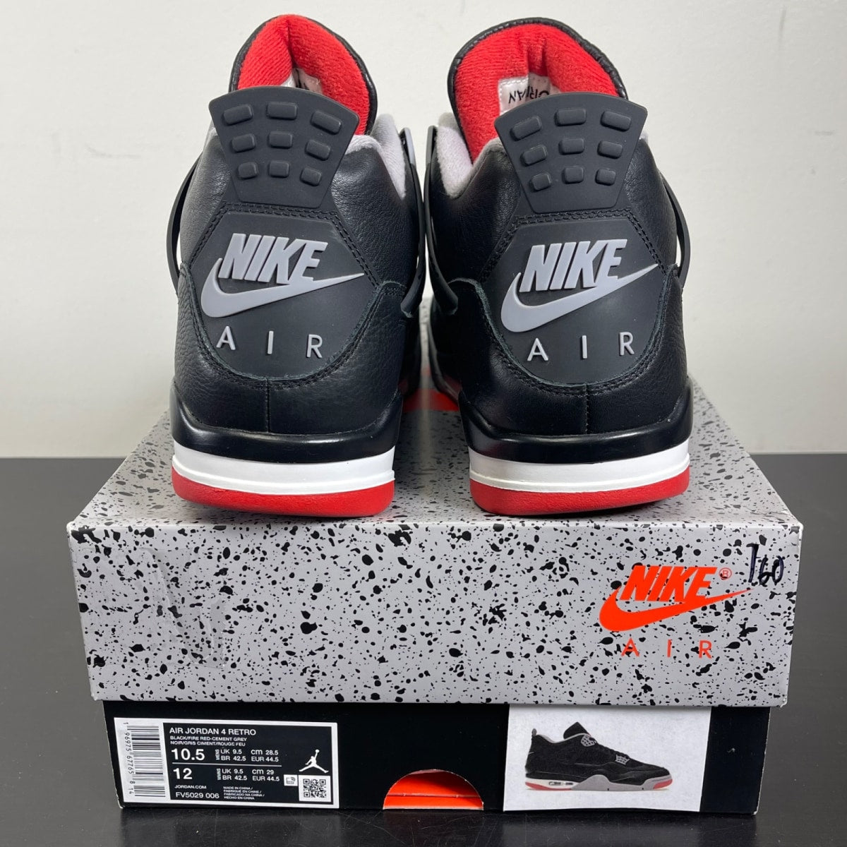 Jordan 4 Retro Bred Reimagined 10.5 (Moderately Worn Pre-Owned)JordanBlack/Cement Grey/Varsity Red/Summit White - Image 4
