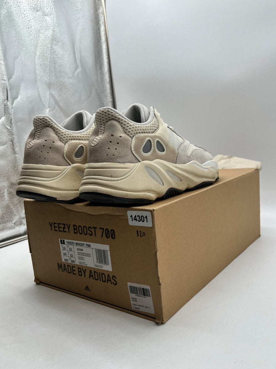adidas Yeezy Boost 700 Analog 12.5 (Moderately Worn Pre-Owned)adidasAnalog/Analog/Analog - Image 5