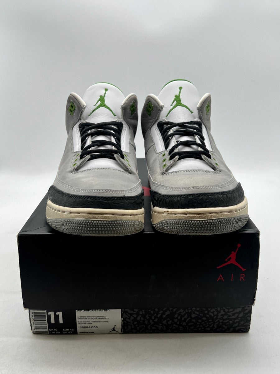 Jordan 3 Retro Chlorophyll 11 (Heavily Worn Pre-Owned)JordanLight Smoke Grey/Chlorophyll-Black-White - Image 2