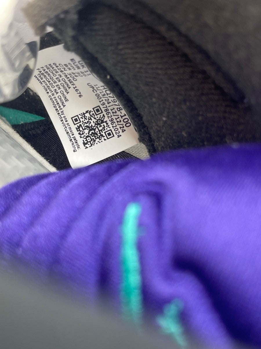 Jordan 5 Retro Grape (2025) 12 (Moderately Worn Pre-Owned)JordanWhite/Grape Ice-New Emerald - Image 8