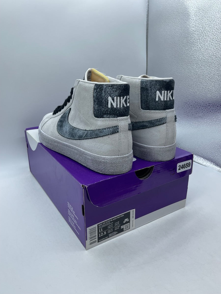 Nike SB Blazer Mid Faded Sail Black 11 (Moderately Worn Pre-Owned)NikeSail/Black - Image 4