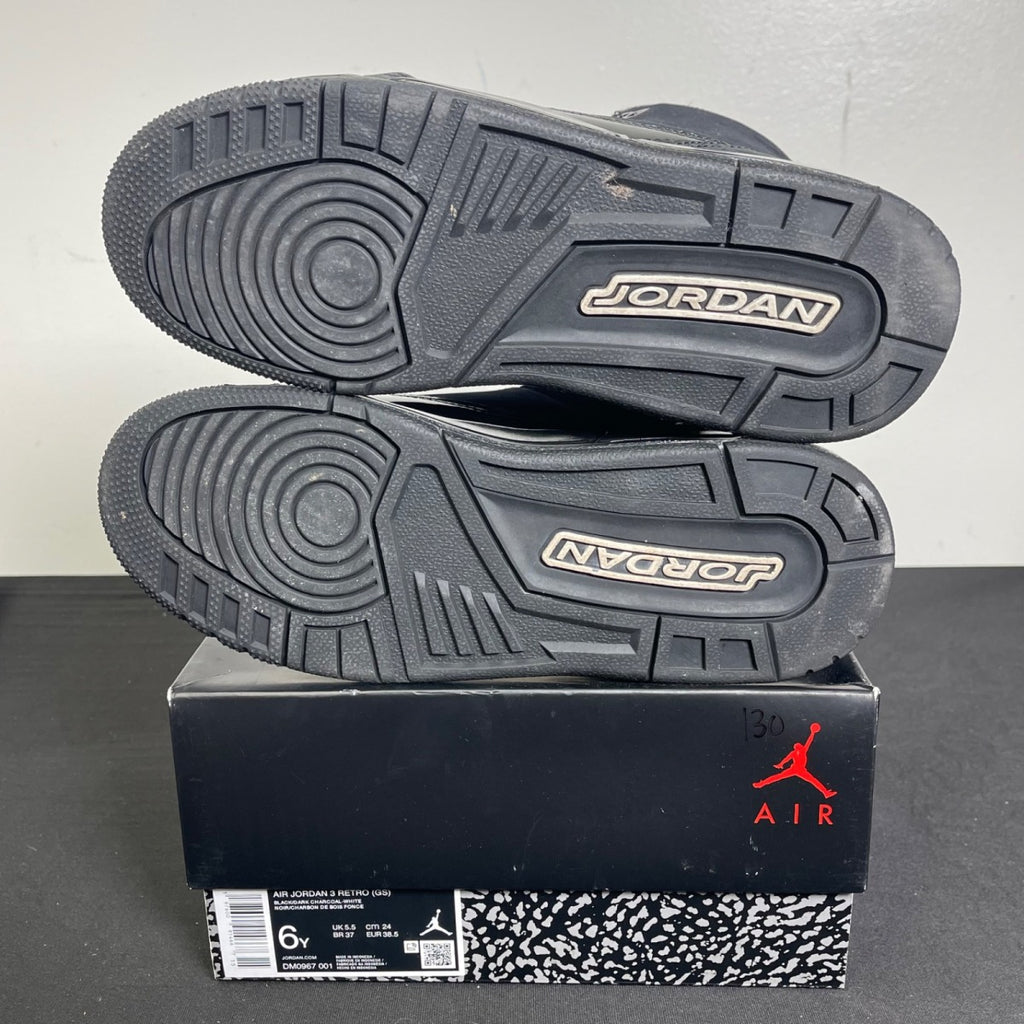 Jordan 3 Retro Black Cat (2025) (GS) 6Y (Moderately Worn Pre-Owned)JordanBlack/Dark Charcoal/Black - Image 5