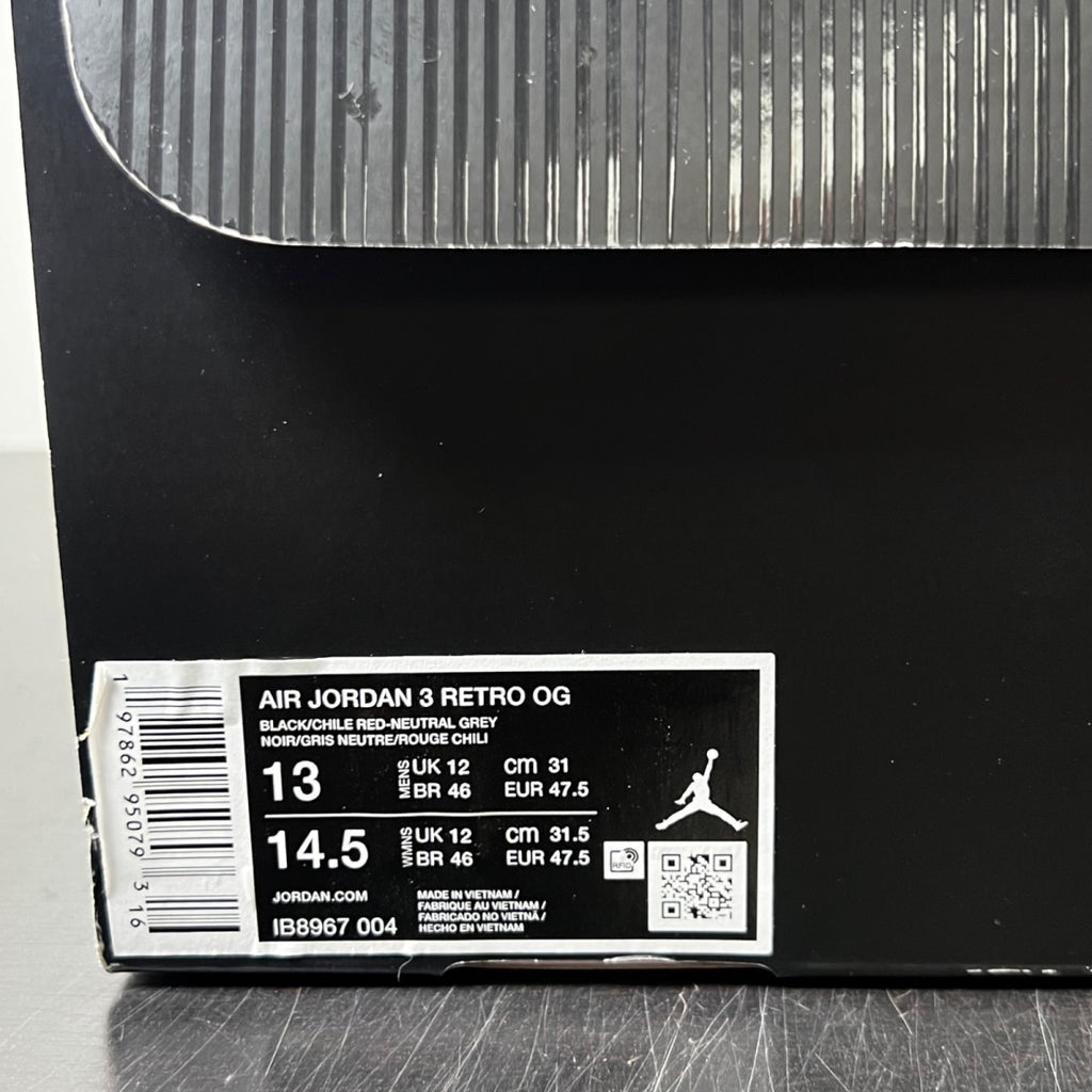 Jordan 3 Retro OG Rare Air 13 (Lightly Worn Pre-Owned)JordanBlack/Chile Red/Neutral Grey/Military Blue/Coconut Milk - Image 4