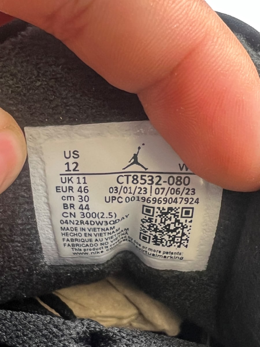 Jordan 3 Retro Fear Pack (2023) 12 (Lightly Worn Pre-Owned) - Image 9