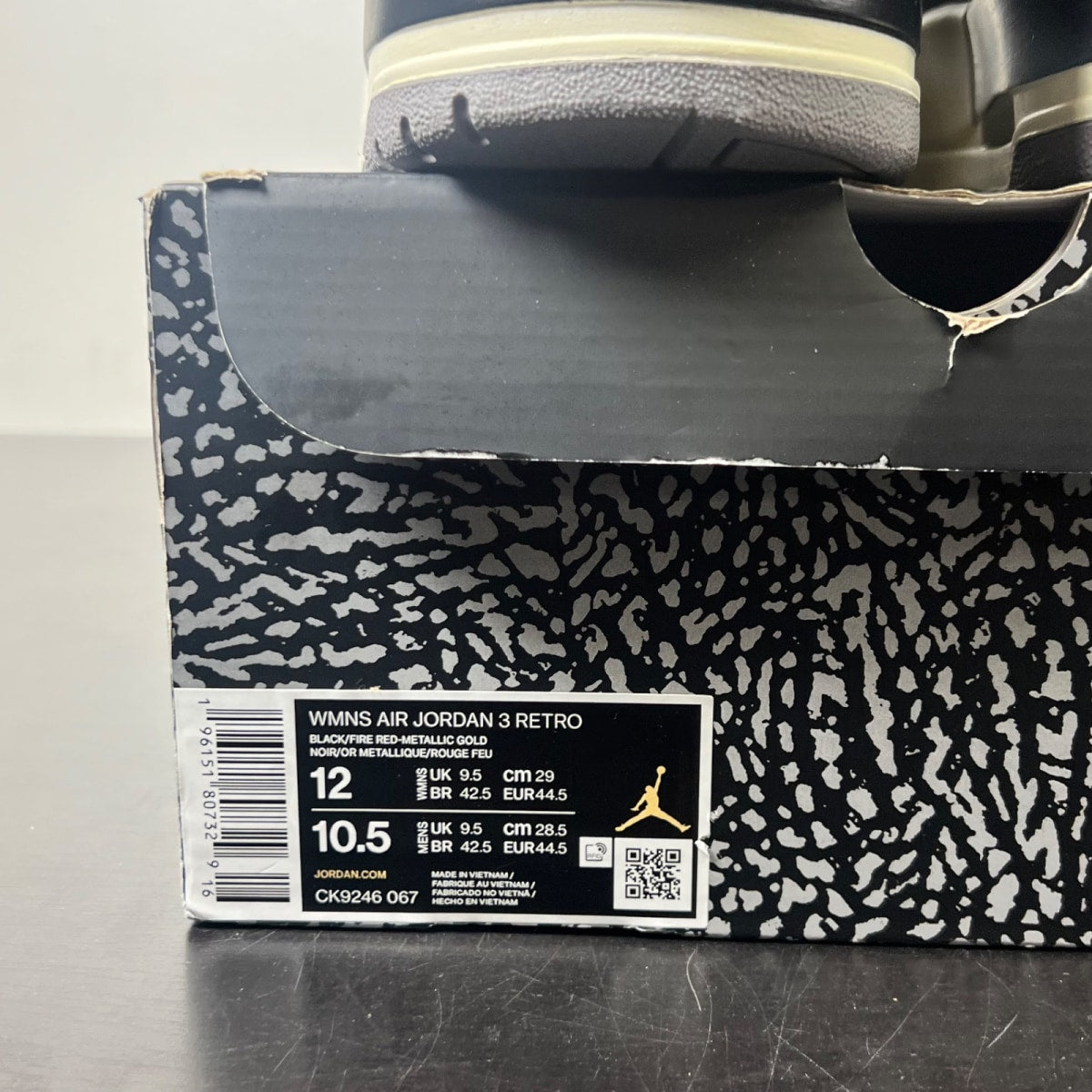 Jordan 3 Retro Black Cement Gold (Women's) 12W (Lightly Worn Pre-Owned)JordanBlack/Fire Red/Metallic Gold/Cement Grey - Image 5