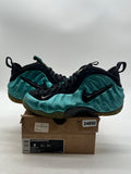 Nike Air Foamposite Pro Electric Blue 8 (Moderately Worn Pre-Owned)NikeRetro/Black-White - Image 1
