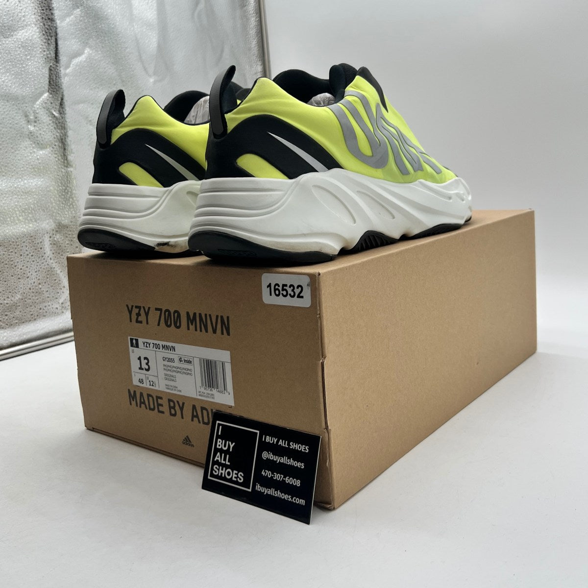 adidas Yeezy Boost 700 MNVN Laceless Phosphor - Image 5