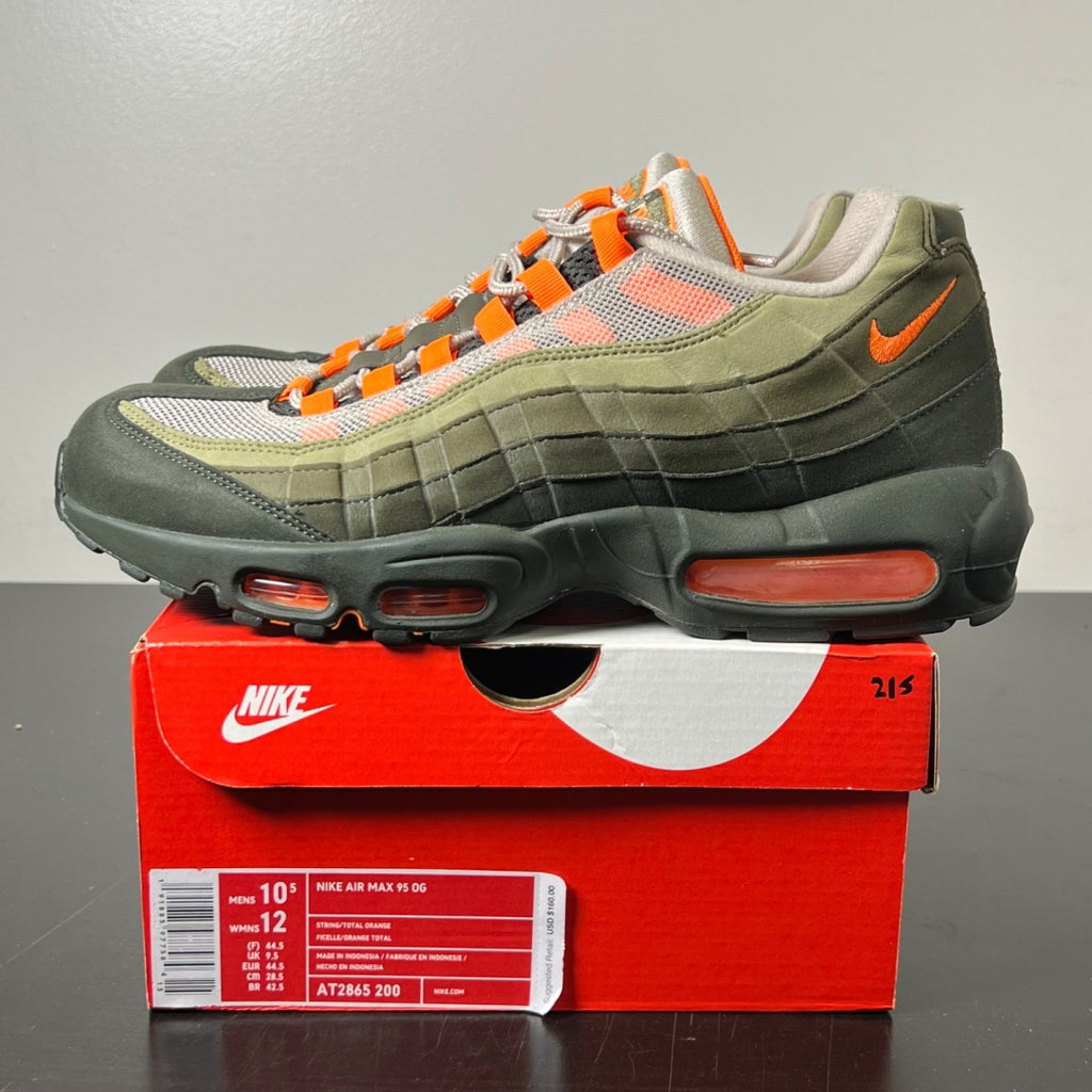 Nike Air Max 95 OG Neutral Olive Total Orange 10.5 (Lightly Worn Pre-Owned)NikeString/Total Orange-Neutral Olive - Image 3