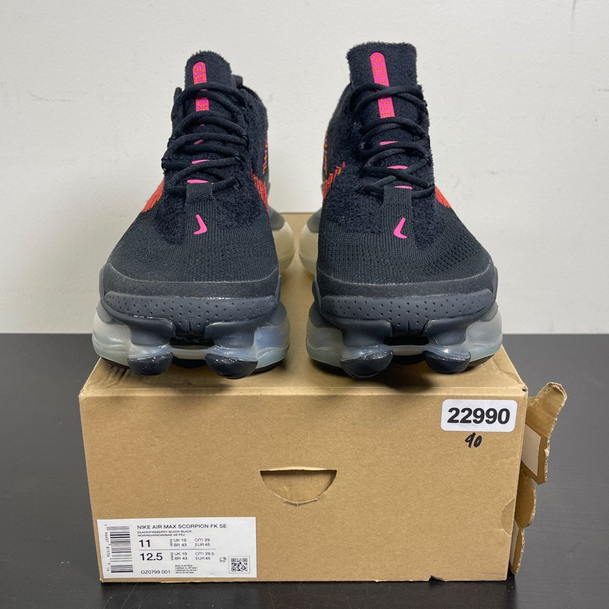 Nike Air Max Scorpion FK SE Black Fireberry 11 (Moderately Worn Pre-Owned)NikeBlack/Fireberry/Black - Image 2