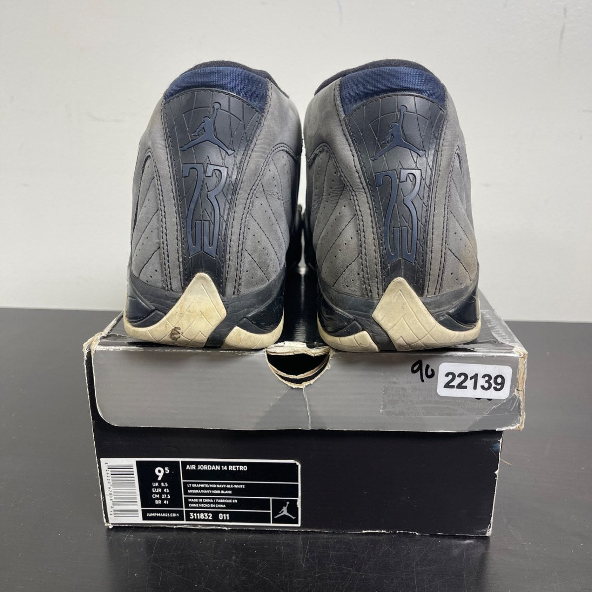 Jordan 14 Retro Light Graphite (2011) 9.5 (Heavily Worn Pre-Owned)JordanLight Graphite/Midnight Navy-Black - Image 4