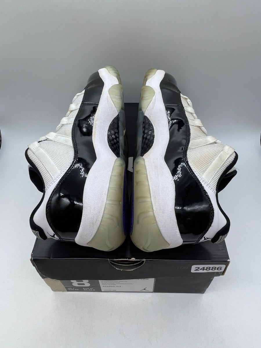 Jordan 11 Retro Low Concord 8 (Moderately Worn Pre-Owned)JordanWhite/Black-Concord - Image 6