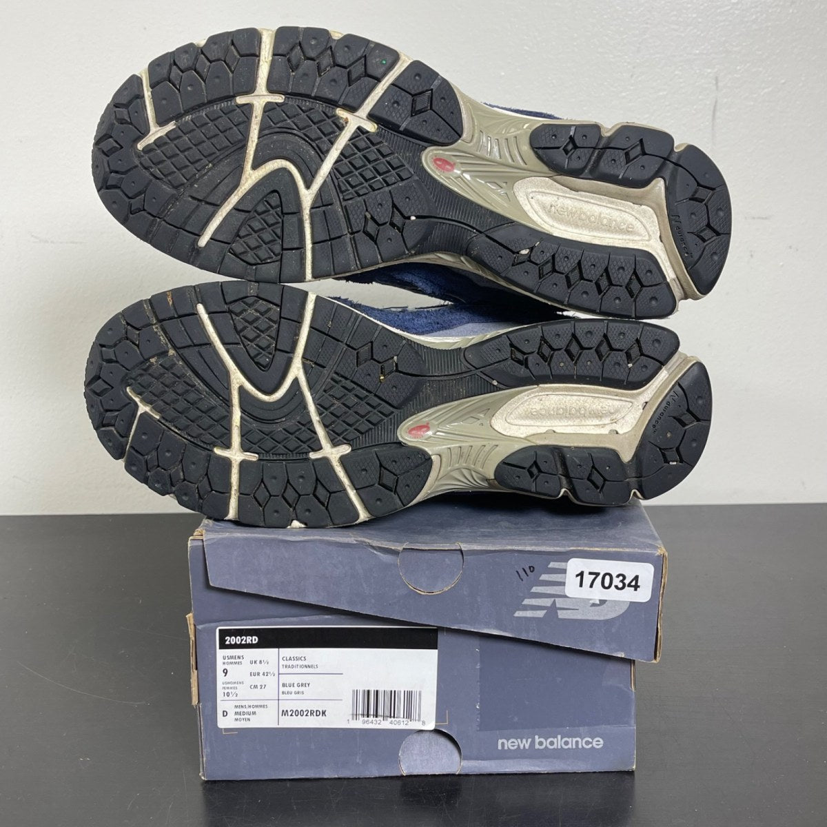 New Balance 2002R Protection Pack Navy Grey 9 (Moderately Worn Pre-Owned)New BalanceNavy/Grey - Image 5