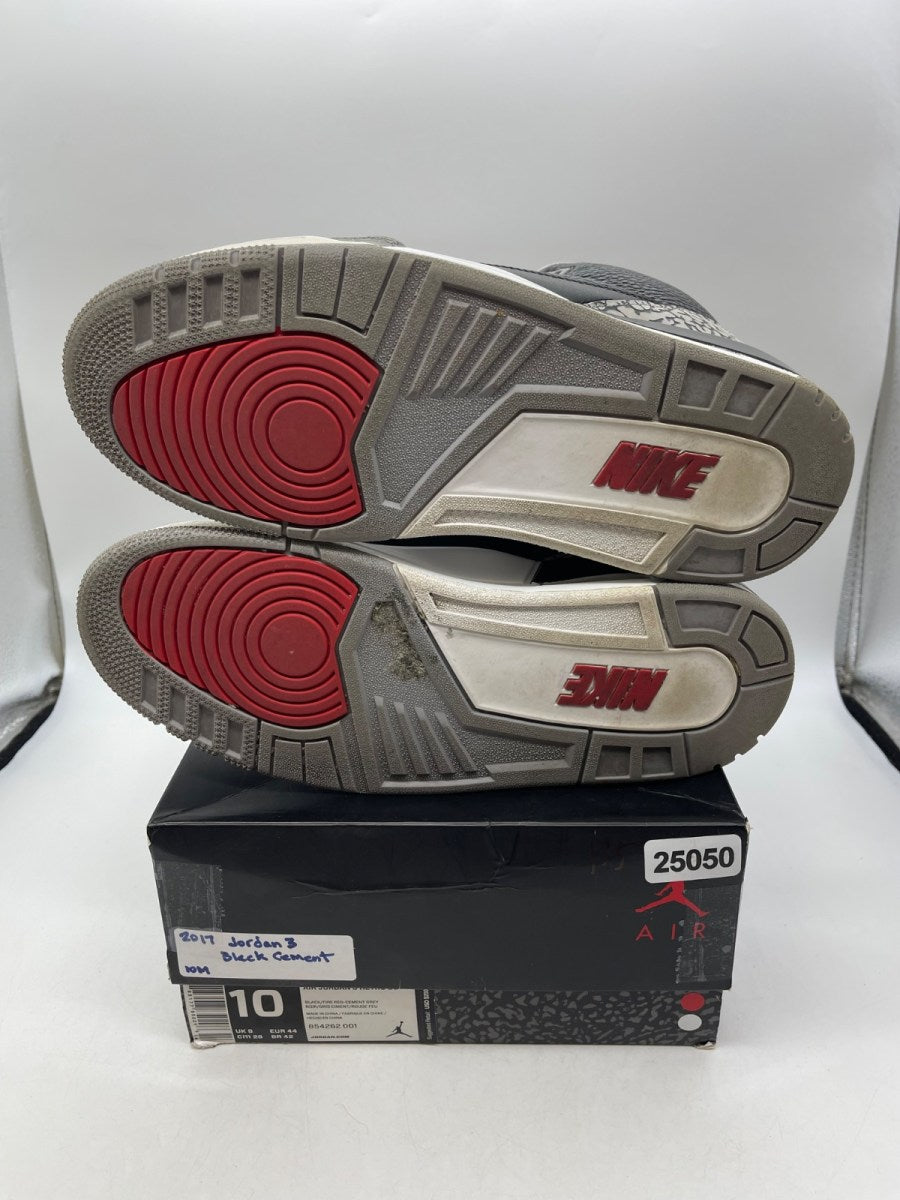 Jordan 3 Retro Black Cement (2018) 10 (Moderately Worn Pre-Owned)JordanBlack/Fire Red-Cement Grey-White - Image 7