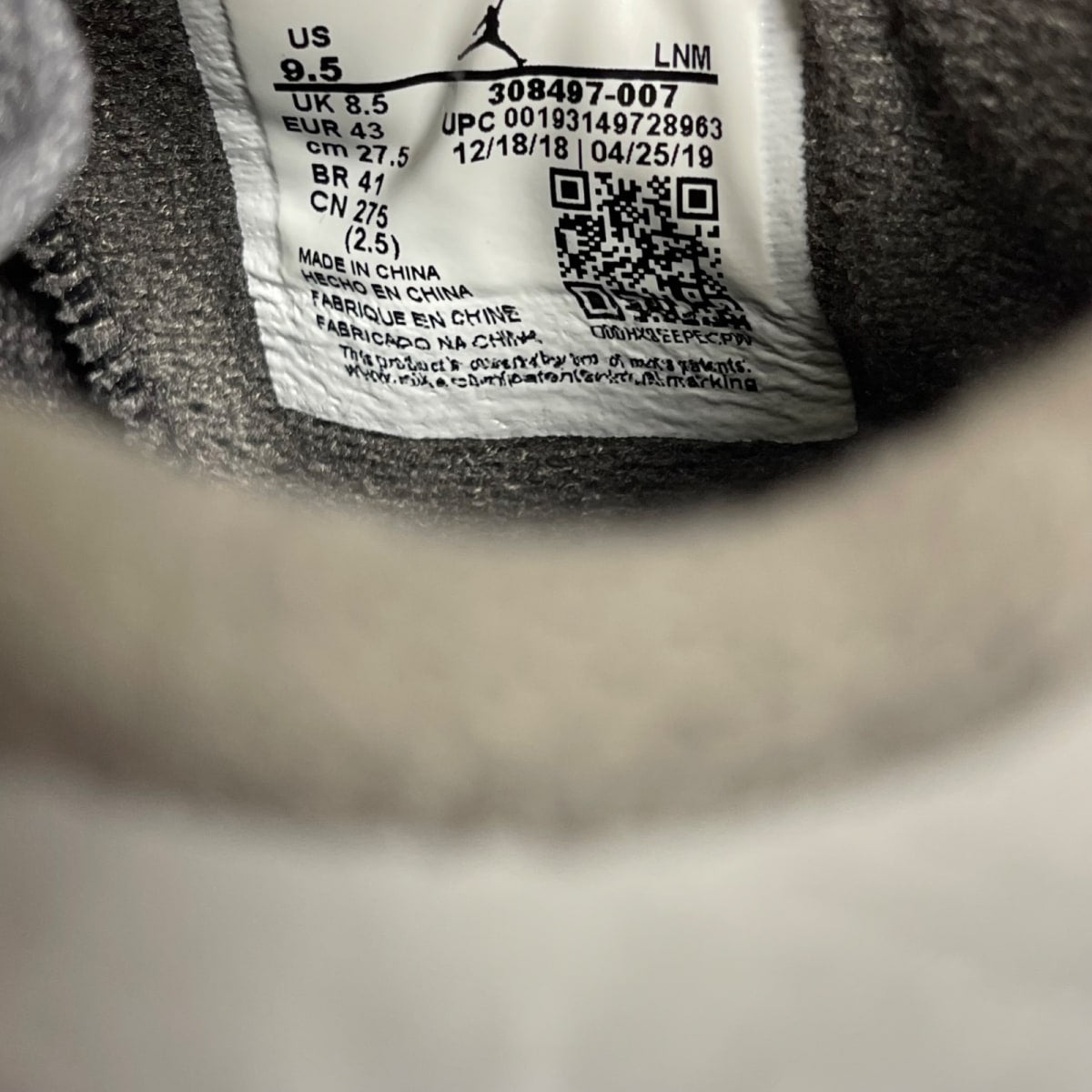 Jordan 4 Retro Cool Grey (2019) (Size 9.5) Moderately Worn - Image 6