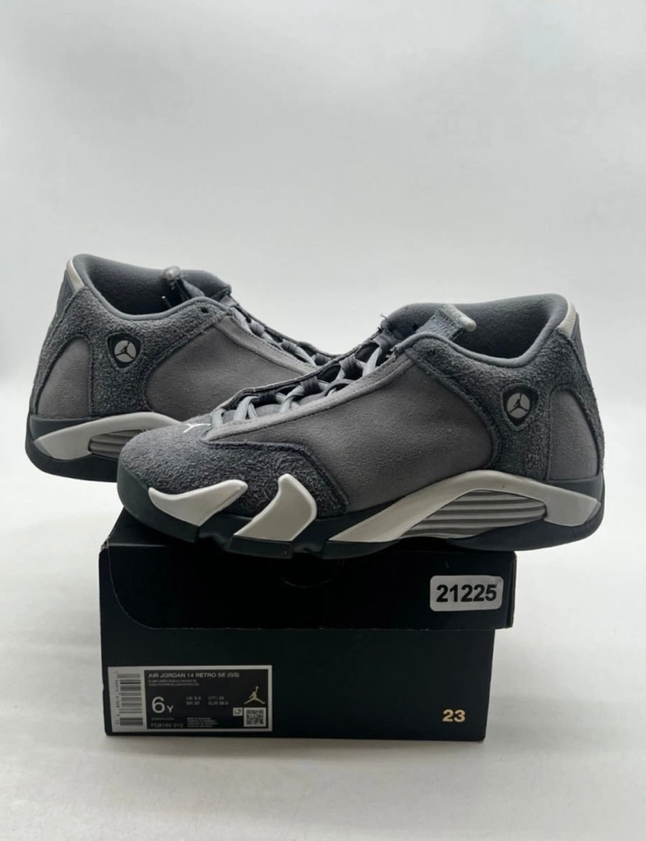 Jordan 14 Retro Flint Grey (GS) 6Y (Moderately Worn Pre-Owned)JordanFlint Grey/Stealth Grey/White - Image 1