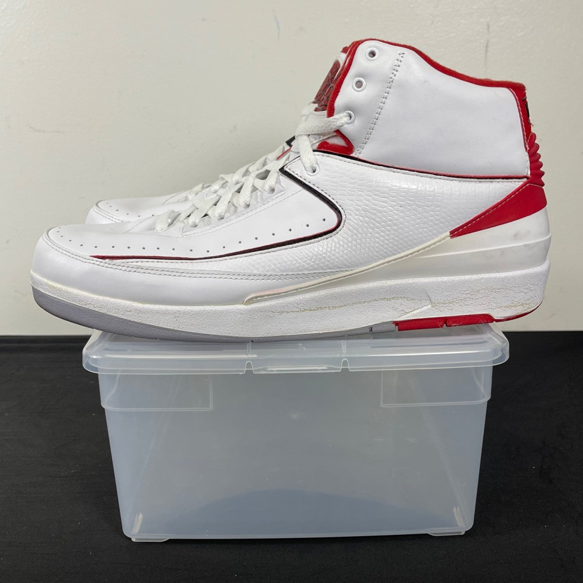 Jordan 2 Retro White Red CDP (2008) 14 (Moderately Worn Pre-Owned)JordanWhite/Varsity Red - Image 3