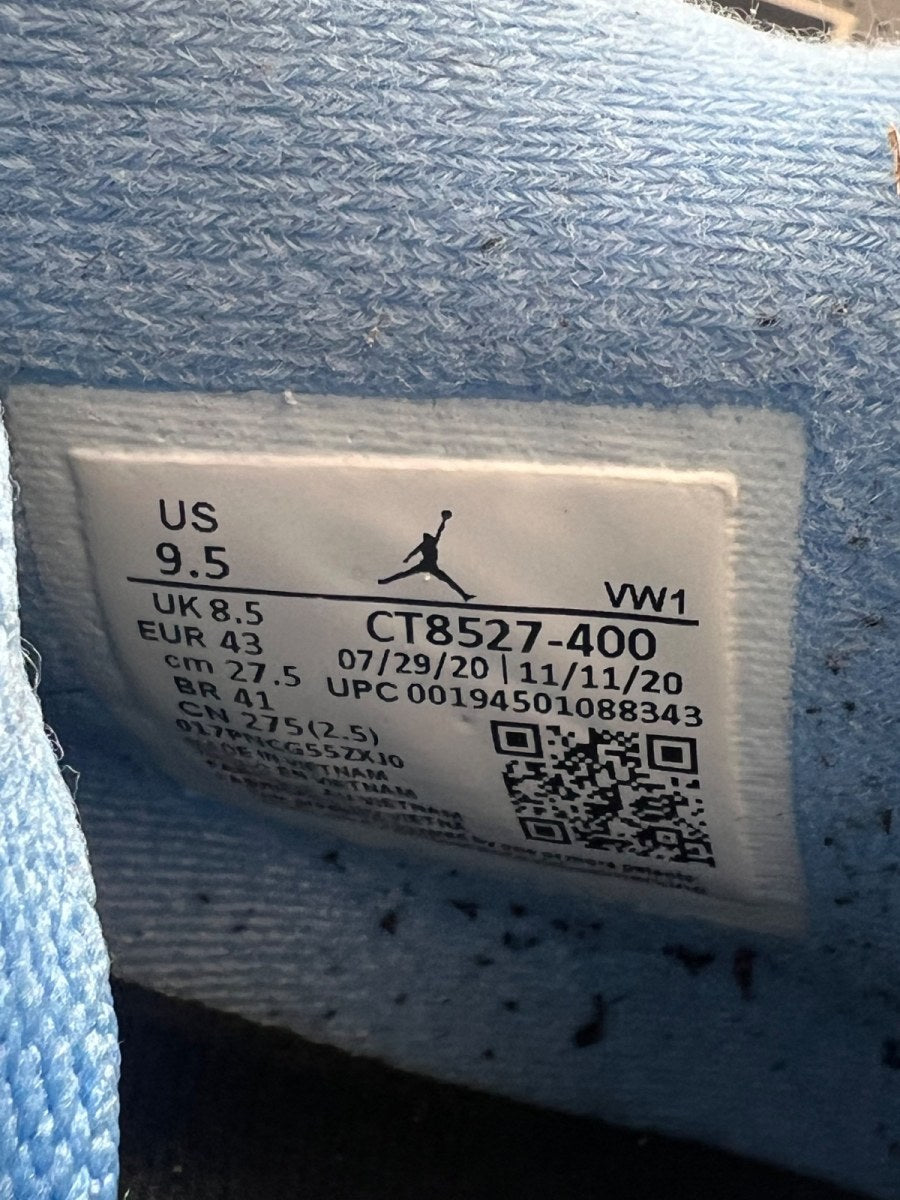 Jordan 4 Retro University Blue 9.5 (Moderately Worn Pre-Owned)JordanUniversity Blue/Tech Grey-White-Black - Image 7