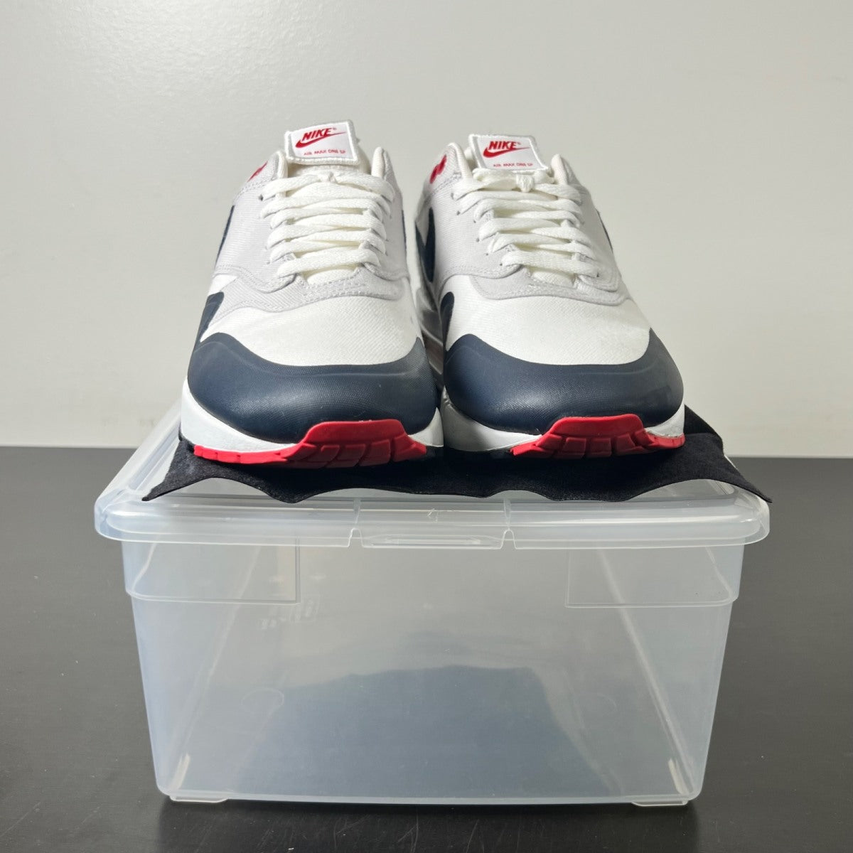 Nike Air Max 1 Patch Paris 10 (Lightly Worn Pre-Owned)NikeWhite/University Red-Obsidian - Image 2