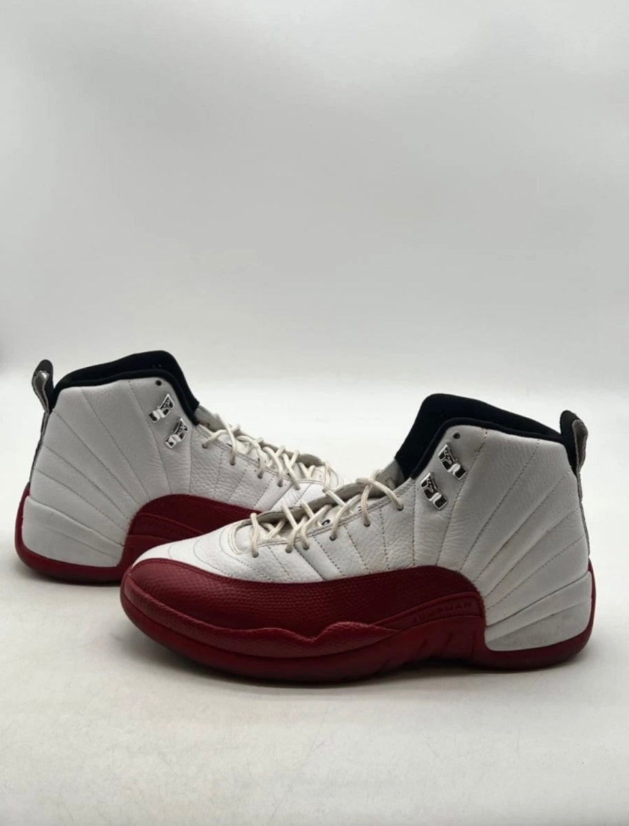 Jordan 12 Retro Cherry (2009) 9 (Moderately Worn Pre-Owned)JordanWhite/Varsity Red - Image 1