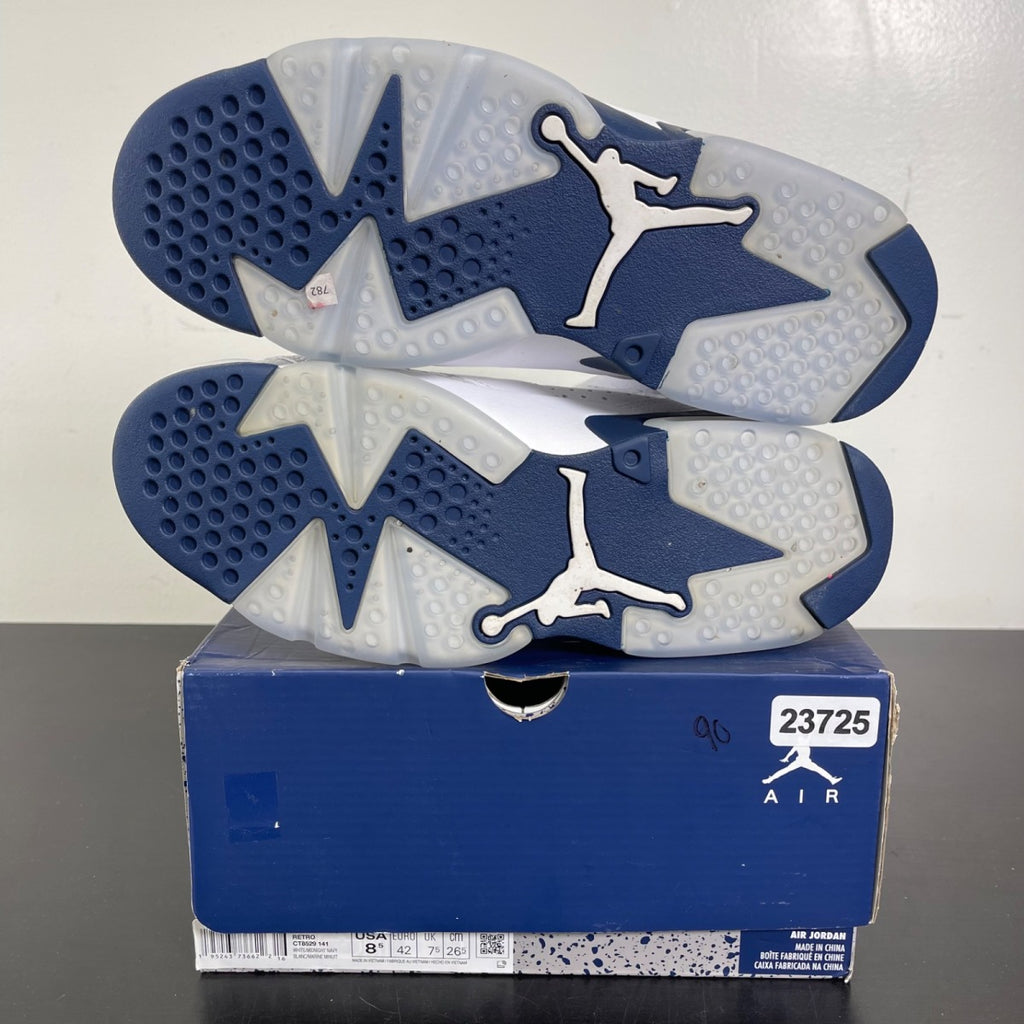 Jordan 6 Retro Midnight Navy (2022) 8.5 (Moderately Worn Pre-Owned)JordanWhite/Midnight Navy - Image 5