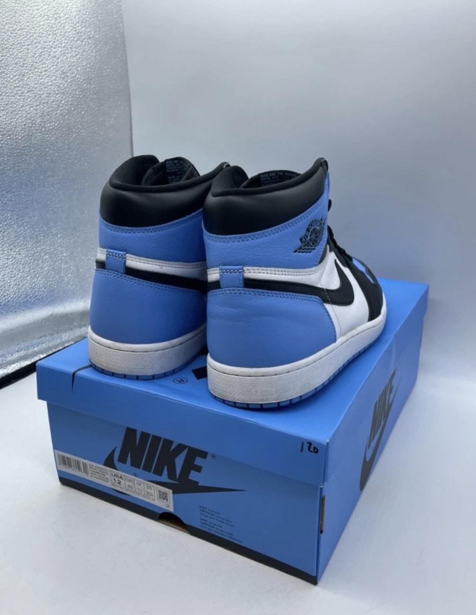Jordan 1 Retro High OG UNC Toe 12 (Lightly Worn Pre-Owned)JordanUniversity Blue/Black/White - Image 5