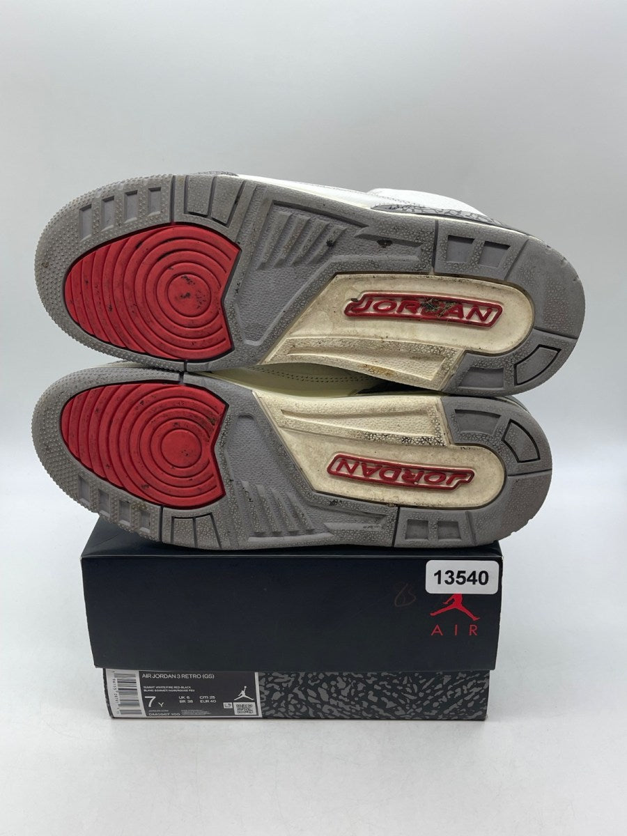Jordan 3 Retro White Cement Reimagined (GS) 7Y (Moderately Worn Pre-Owned)JordanSummit White/Fire Red/Black/Cement Grey - Image 7