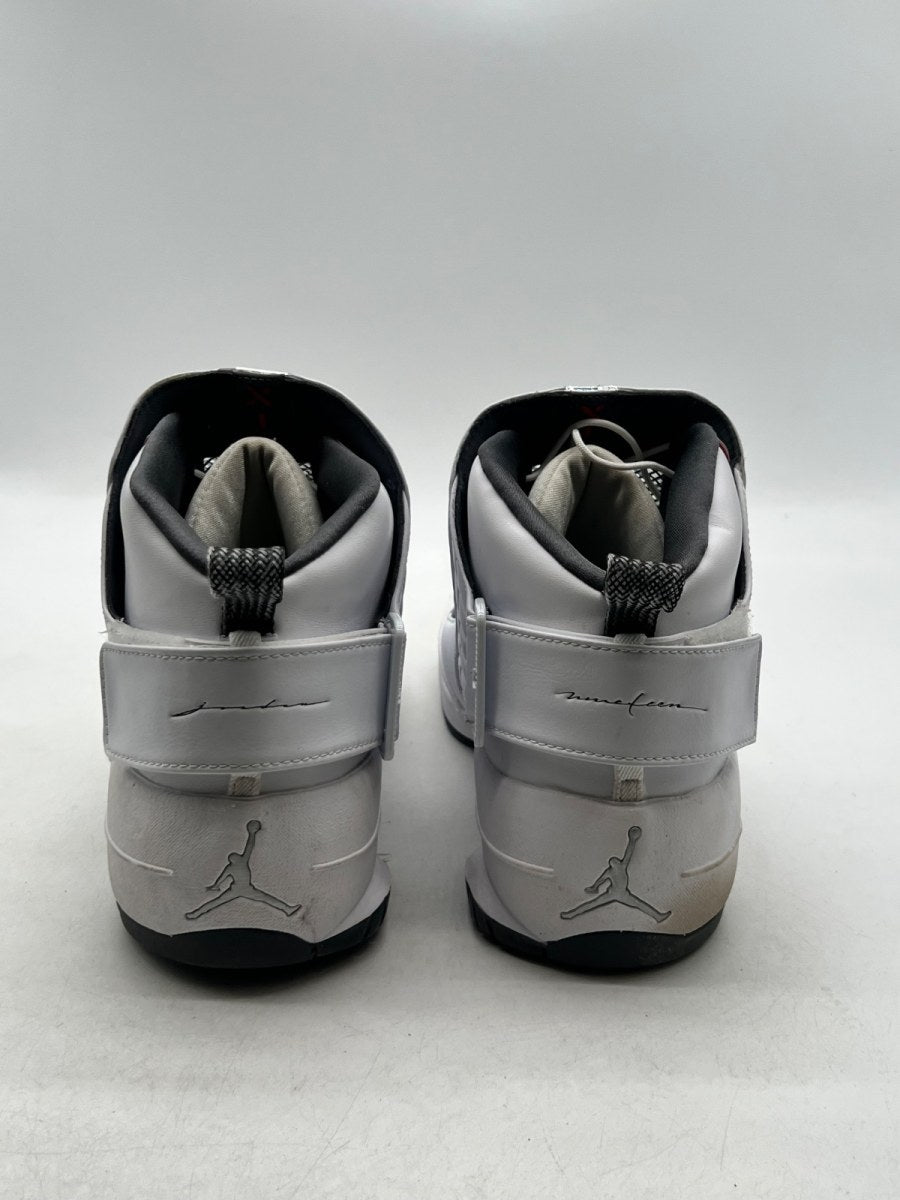 Jordan 19 Retro White Flint Grey 13 (Moderately Worn Pre-Owned)JordanWhite/Chrome-Flint Grey - Image 4