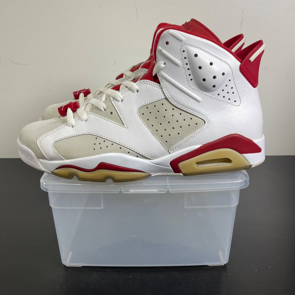 Jordan 6 Retro Alternate Hare 11.5 (Moderately Worn Pre-Owned)JordanWhite/Gym Red-Pure Platinum - Image 4